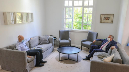 Tras reunirse con el Presidente, Rodríguez Larreta dará a las 13:45 una conferencia