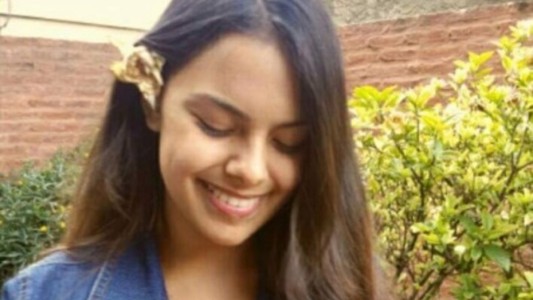 La emotiva carta de un profesor para Anahí Benítez: "Dale nena, devolvenos la esperanza"