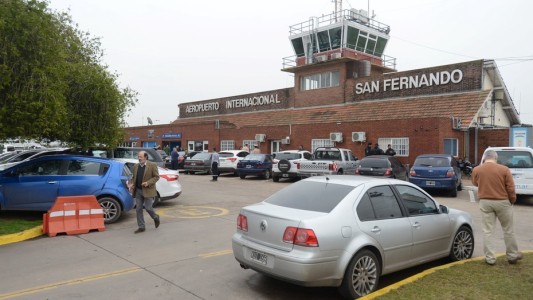 Reanudaron el rescate del avión y se inició la tarea de los forenses