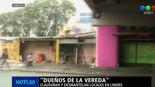 Desmantelan puestos de comida en el barrio de Liniers