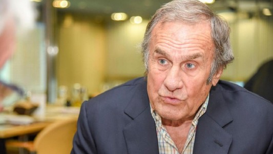 Reutemann fue derivado a una sala de terapia intensiva