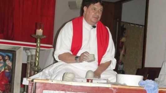 Condenaron a un sacerdote por abusar de nenes que asistían a su parroquia
