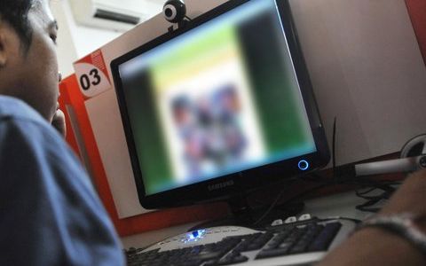 Detuvieron a un hombre que filmaba a su hija para hacer videos sexuales
