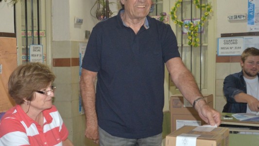 Se agravó la salud de Reutemann: le detectaron una hemorragia del tracto digestivo inferior