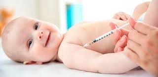 La denuncia viral de una pediatra española contra un sitio web antivacunas