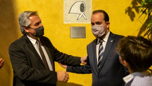 Alberto homenajeó en Italia a las Madres y Abuelas de Plaza de Mayo