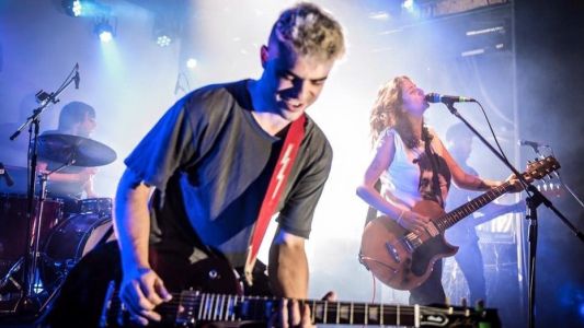 La líder de la banda Utopians echó a su guitarrista por acusaciones de abuso sexual a menores