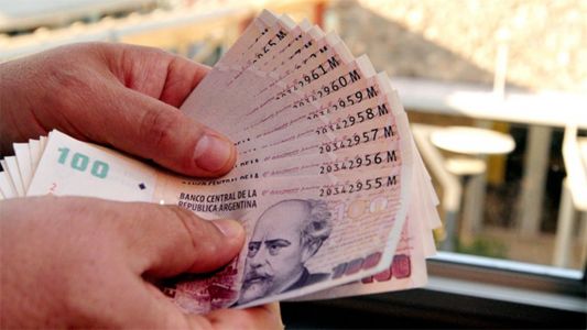 Revocan fallo que indemnizaba con 4 millones de pesos a empleada con tendinitis por contar dinero