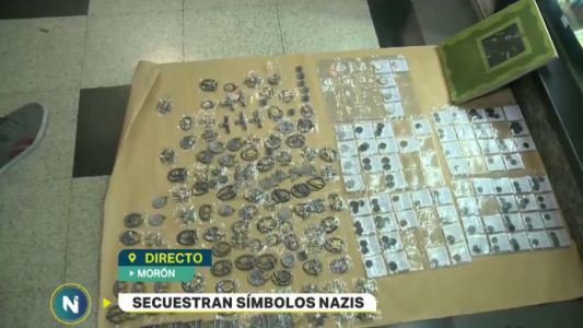Secuestraron símbolos nazis en un local de Morón