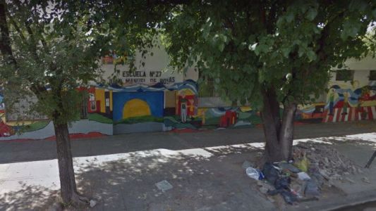 Investigan si una docente se burló de un alumno de 7 años que se hizo pis