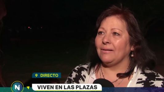 Un homenaje de película y una historia de amor en un banco de plaza