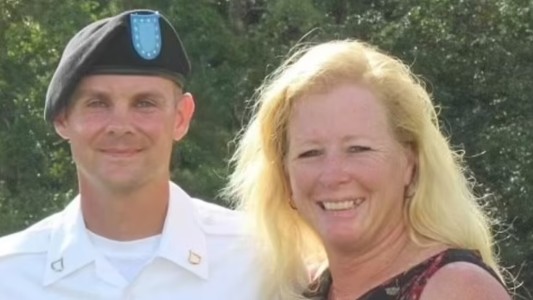 Una mujer murió al chocar durante una caravana en homenaje a su hijo fallecido en un accidente