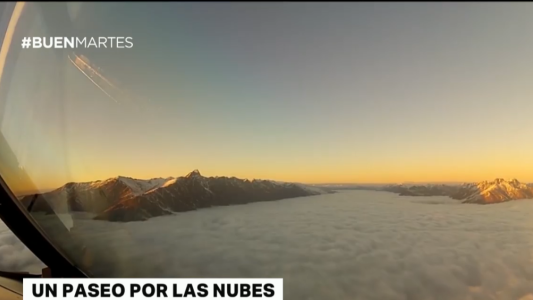 Un paseo por las nubes: el increíble video de un aterrizaje en Nueva Zelanda