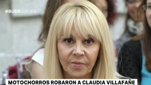 Motochorros asaltaron a Claudia Villafañe en Villa Devoto