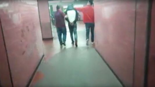 Detuvieron al otro "Negro de WhatsApp": un nigeriano que seducía y estafaba mujeres