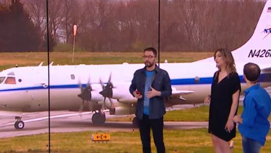El avión de la NASA que busca al submarino