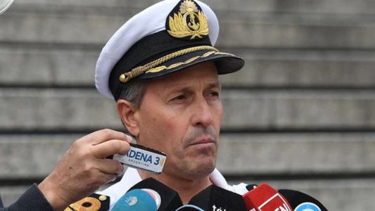 La Armada aseguró que aún no hubo contacto con el submarino y no descartan ninguna hipótesis