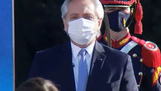 Alberto Fernández encabezó el acto por el Día de la Bandera: "Vamos a seguir trabajando para que se terminen las diferencias"