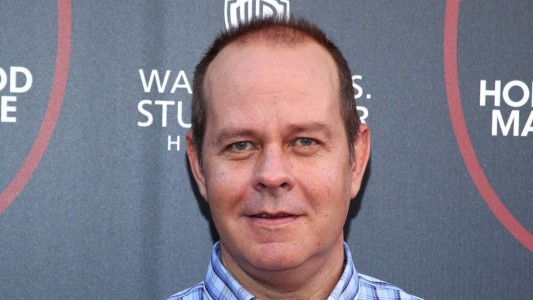 Un actor de Friends tiene un agresivo cáncer de próstata que se extendió a los huesos