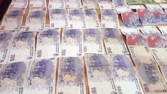 Invitó a un amigo a tomar algo y le terminó desvalijando la casa