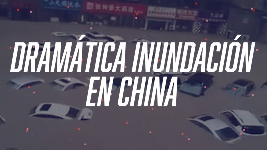 Dramático rescate de una mujer en China por las lluvias torrenciales