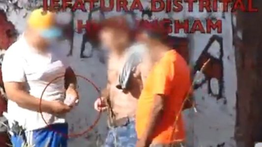 Video documento: así vendía cocaína el "Gordo calzoncillo" en Hurlingham