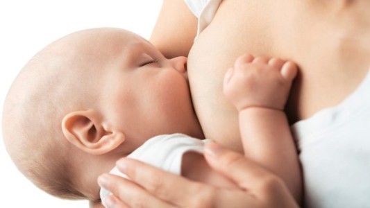Semana de la "lactancia materna": cuáles son los beneficios de dar la teta