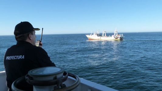 Persecución y captura en el Mar Argentino