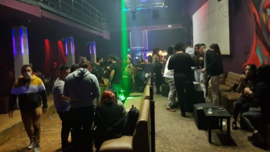 Desalojaron una fiesta clandestina en Palermo: detuvieron a una persona y tapiaron el local