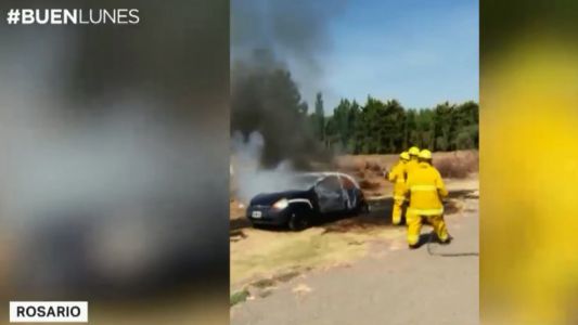 Quemó su auto para que no se lo llevara la grúa