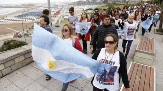 Los familiares de los tripulantes del ARA San Juan iniciaron una colecta para seguir con la búsqueda
