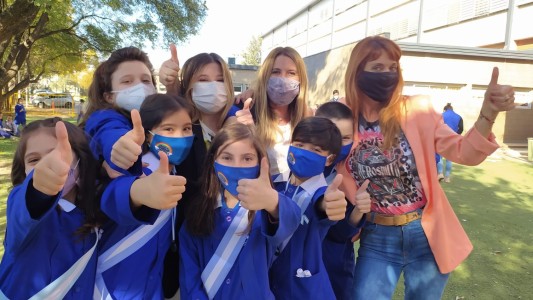 Siembra tu lengua: la importancia de la enseñanza la Lengua de Señas Argentina