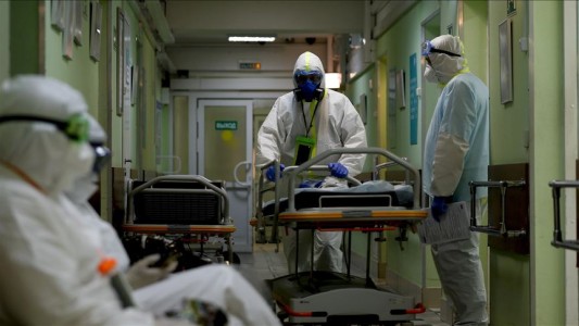 Rusia registra récord de fallecidos por covid en 24 horas