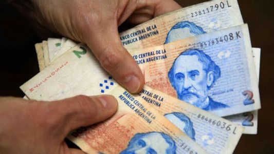 Campaña solidaria con los billetes de dos pesos que salen de circulación