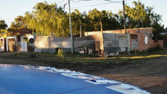 Bahía Blanca: suspendieron a una policía que encontraron durmiendo en un búnker narco