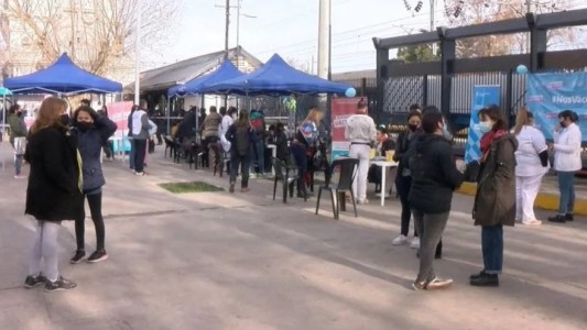 Continúa la aplicación de la vacuna contra el coronavirus en estaciones de trenes bonaerenses