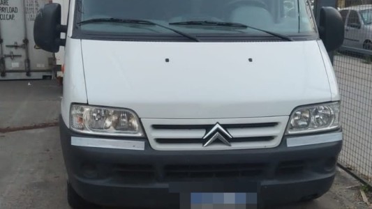 Identifican el vehículo y al hombre que propuso a un menor subir a su  camioneta cuando iba al colegio