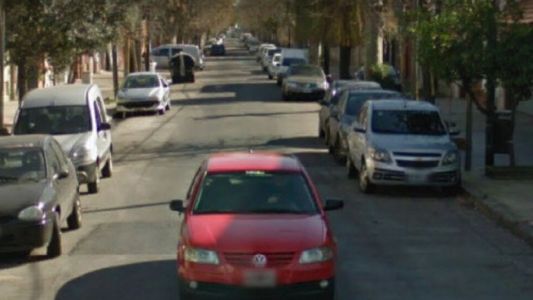 Secuestraron a un abogado y a su amante, los llevan con la familia y le desvalijan la casa