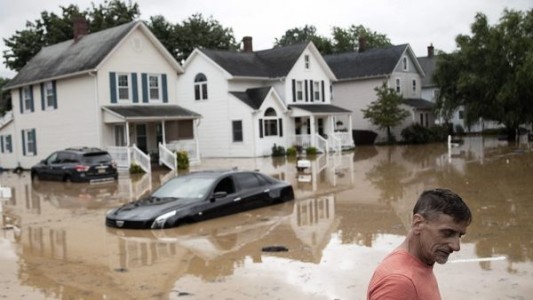 Las inundaciones en EE.UU. dejan ocho muertos, entre ellos un niño de dos años