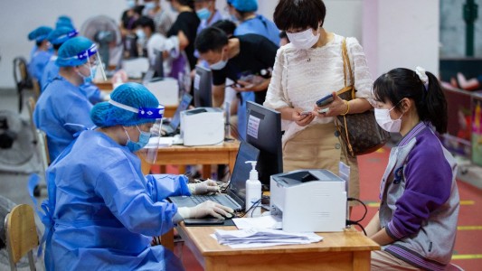 Coronavirius: China vacunó a 1.000 millones de personas con pauta completa