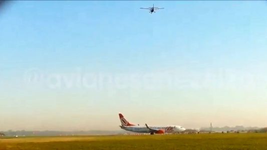 Ezeiza: grabaron el momento en el que casi chocan un avión y una avioneta