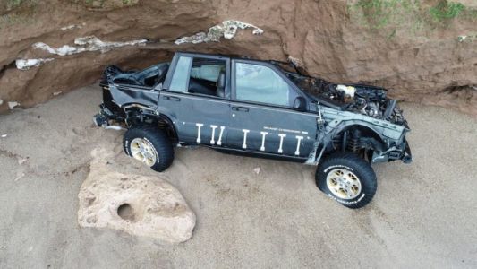 Tiró su camioneta 4x4 por un acantilado para cobrar el seguro y lo descubrieron