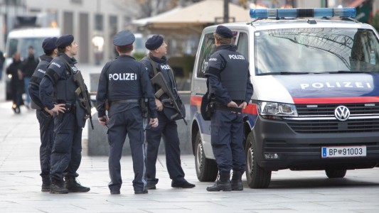 Un hombre ocultó la muerte de su madre, la momificó y la escondió para seguir cobrando sus ayudas sociales