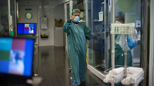 España salió del riesgo alto de transmisión del coronavirus