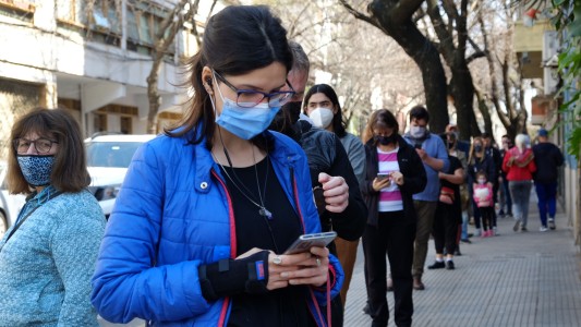 Demoras para votar: la jueza Servini dijo que podrían extender el horario en mesas porteñas