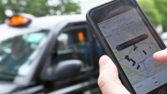 Derrota judicial de Uber en Países Bajos: sus choferes son trabajadores en relación de dependencia