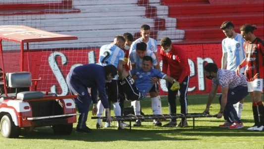 Grave lesión del arquero de Argentinos Juniors, Chaves: fractura de tobillo