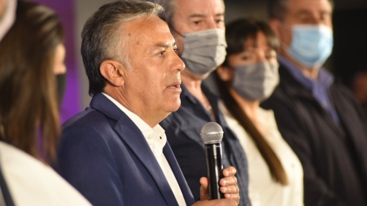 La UCR le pidió al Gobierno "dejar de jugar a la interna y dar certidumbre a los argentinos"