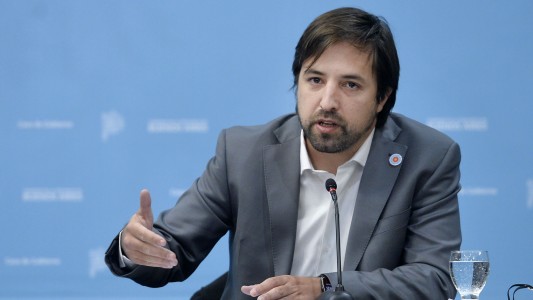 Kreplak: "Las aperturas son necesarias en materia social, económica y de salud mental"