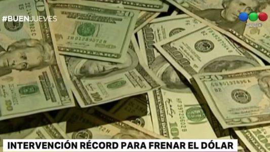 Venta récord de dólares para frenar al tipo de cambio